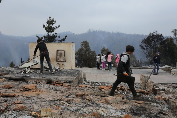 Şili’de orman yangını: 23 ölü, 979 yaralı #4