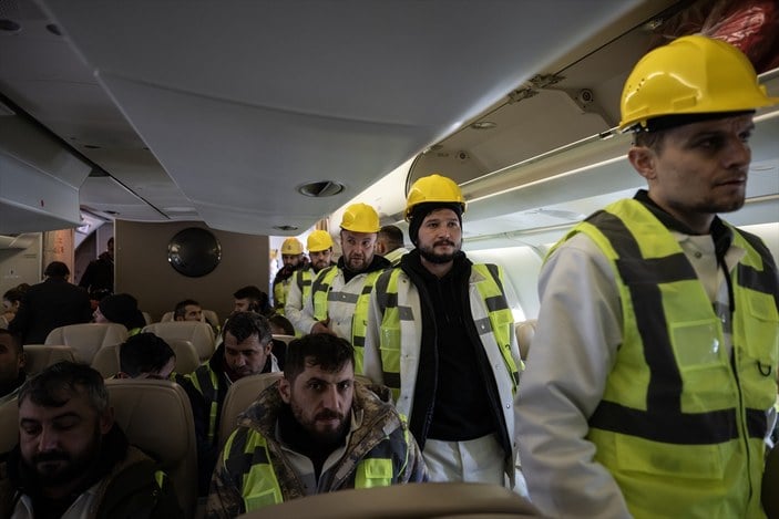 Madenciler, Cumhurbaşkanlığına ait özel uçakla deprem bölgesine taşınıyor