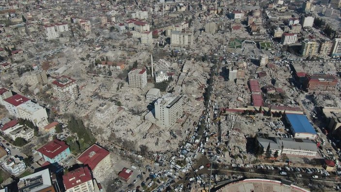 Depremin merkezi Kahramanmaraş'ta 82'nci saatte son durum drone ile kaydedildi