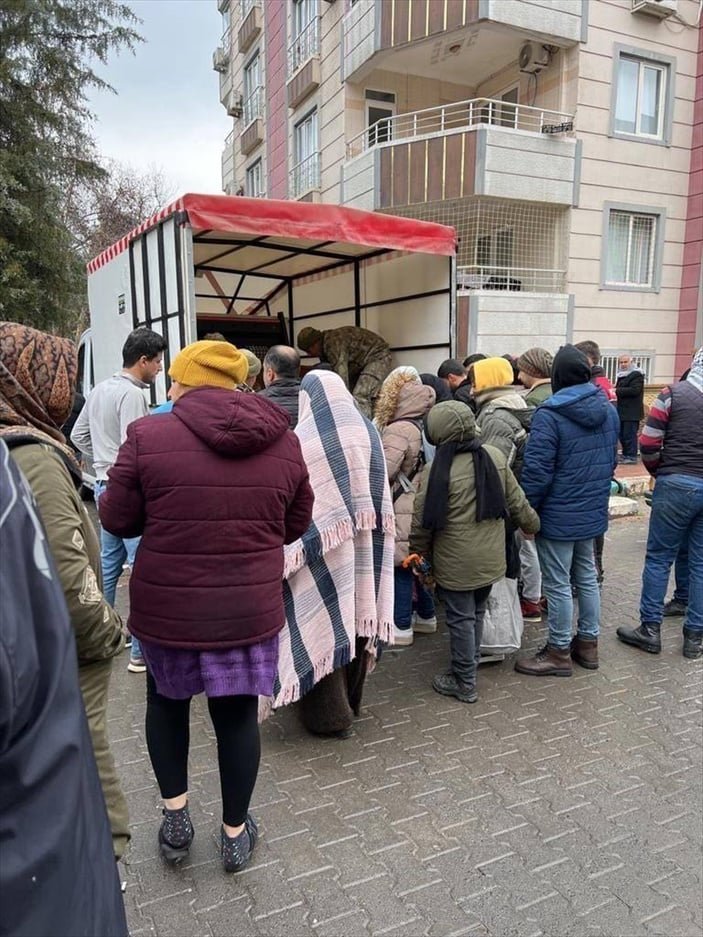 Meral Akşener, askerler sahada yoktu yalanını tekrarladı