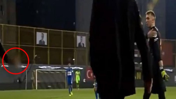 Tuzlaspor-Galatasaray maçındaki olayın görüntüsü