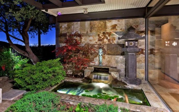 Ünlü yönetmenin evi satıldı
