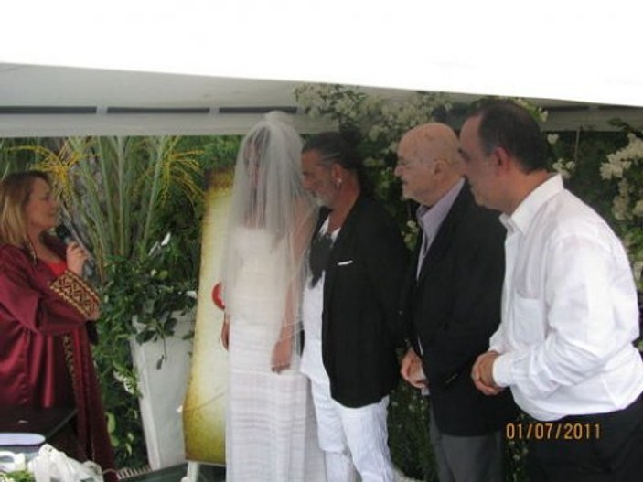 Ayşe Özyılmazel ve Ali Taran'ın düğününden kareler