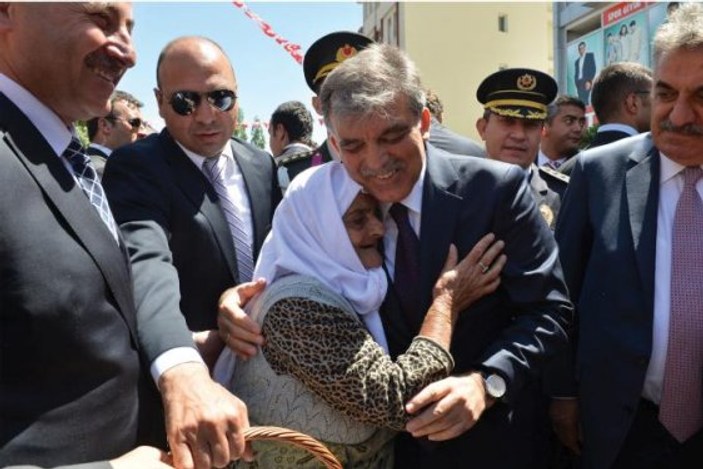 Abdullah Gül'ün mavi kaplumbağası