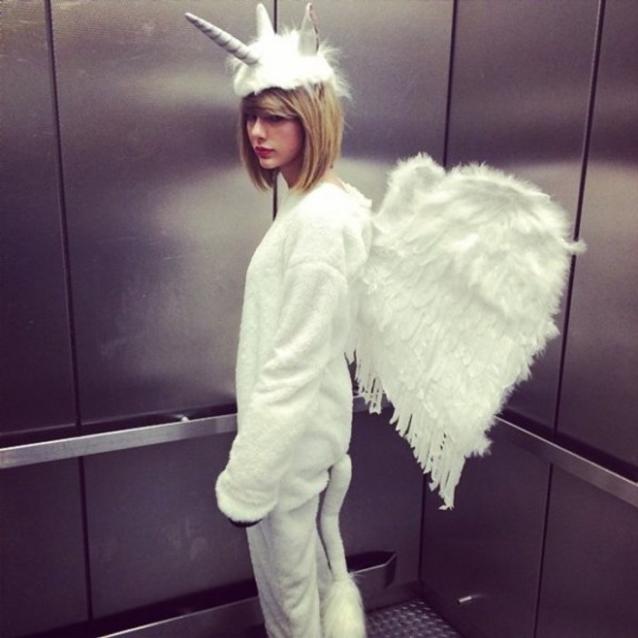 Instagram'ın yeni kraliçesi Taylor Swift oldu