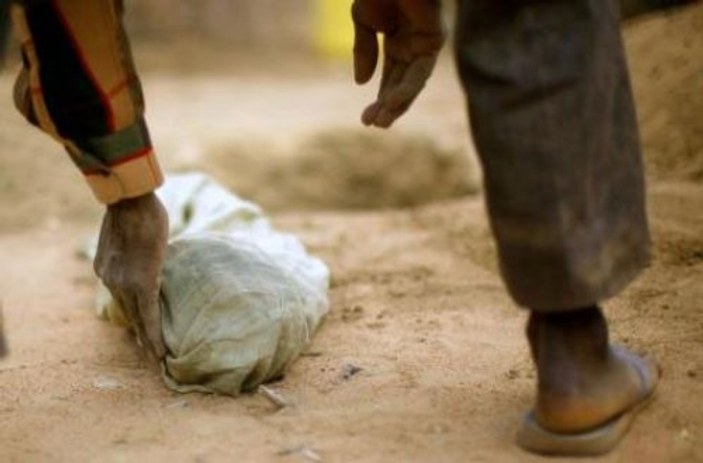 Somali'de 12 aylık çocuk açlıktan öldü