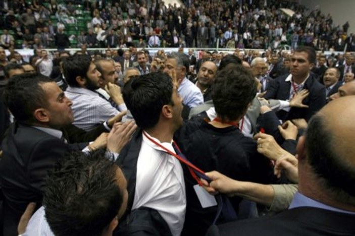 CHP Ankara İl kongresinde gerginlik