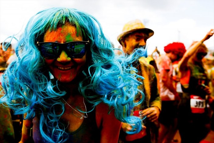 Rusya'da 'Color Run' festivali ilgi gördü