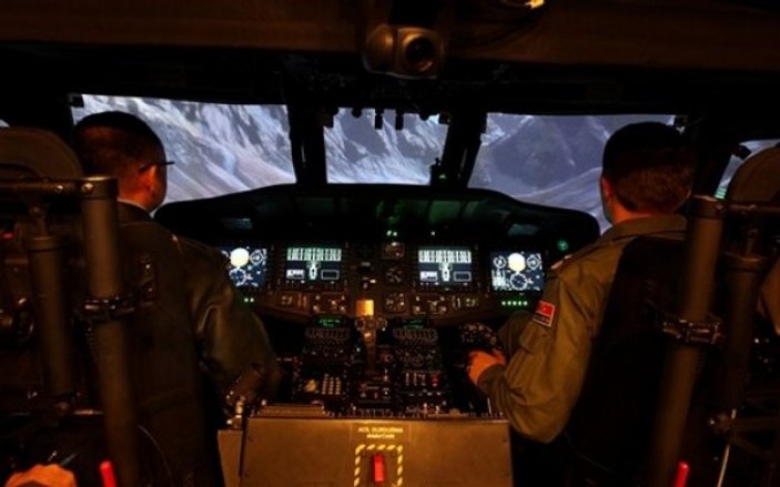 TSK helikopter pilotlarının zorlu eğitimi