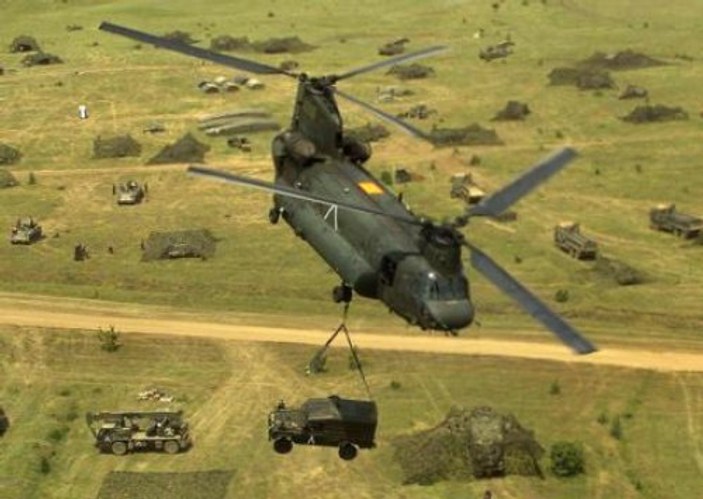 TSK'ya 6 adet dev helikopter Chinook