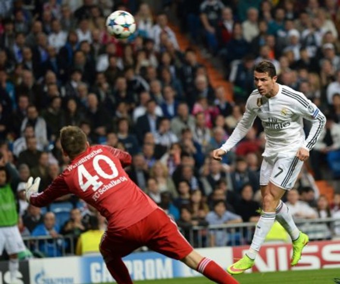 Real Madrid - Schalke 04 Şampiyonlar Ligi maçından kareler