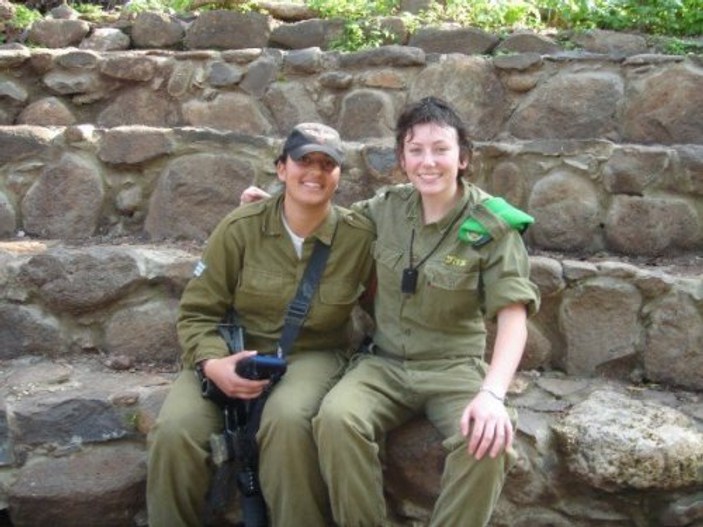 YPG saflarına katılan İsrailli Gillian Rosenberg
