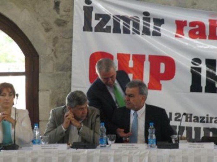 İzmir'de CHP gerginliği