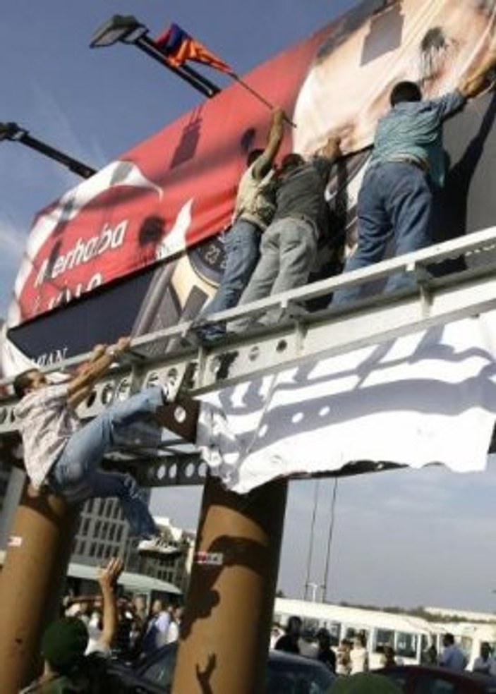 Ermeniler Beyrut'ta Erdoğan'ı protesto etti