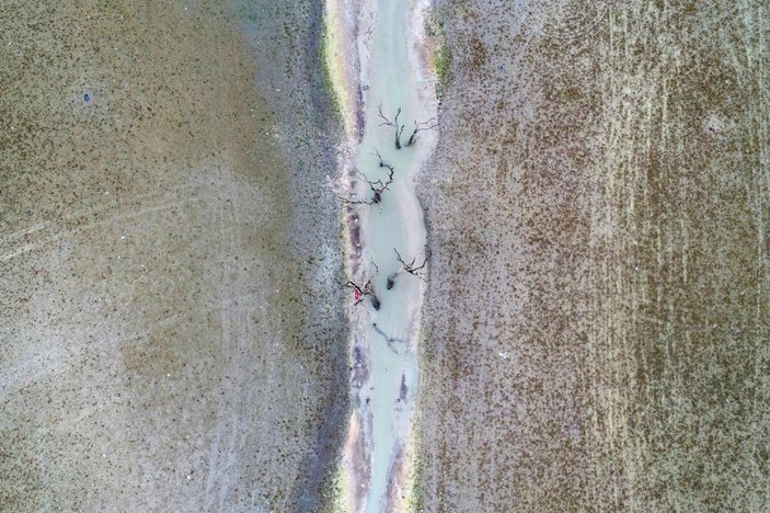 Sazlıdere Barajı’nda sular çekildi