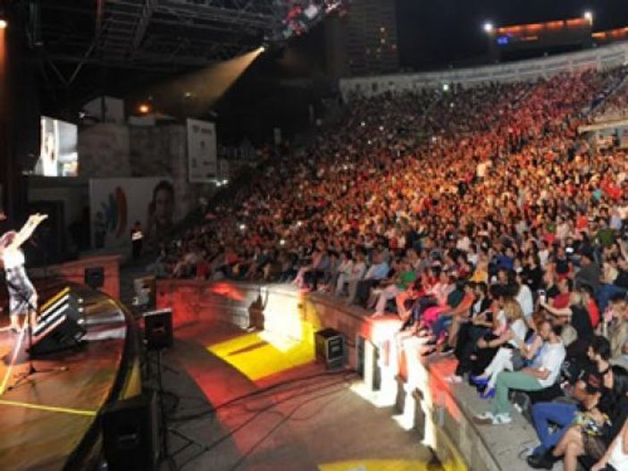 Sıla Açıkhava'yı salladı