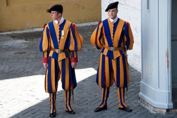 Vatikan'ın isviçreli muhafızları