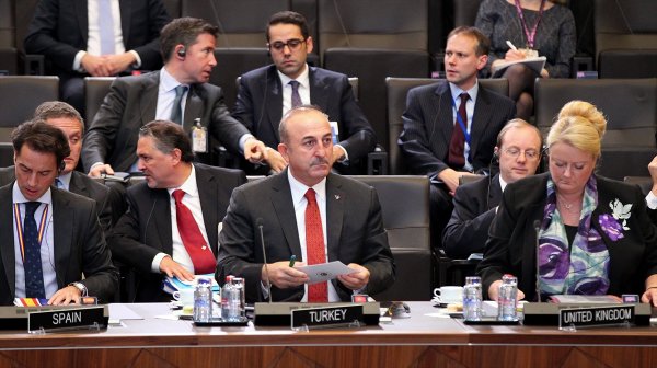 a NATO Dışişleri Bakanları Rusya gündemiyle toplandı