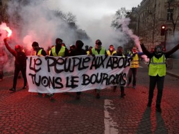 Fransa hükümetinden bir geri adım daha