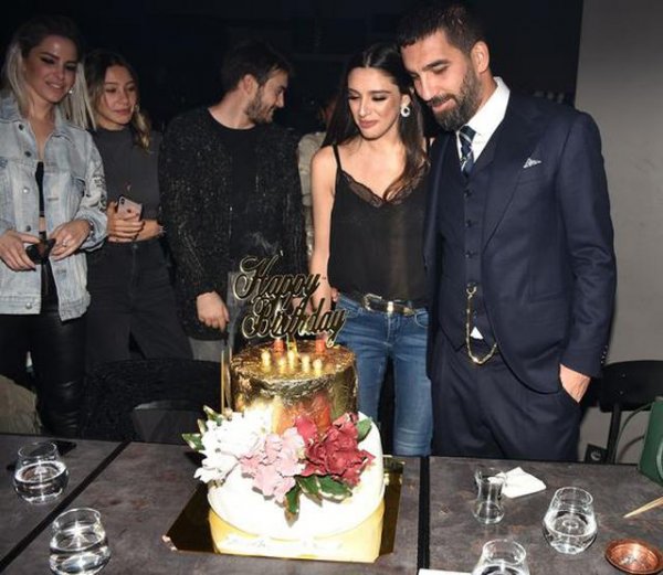 Aslıhan Doğan'dan takipçisine ayar