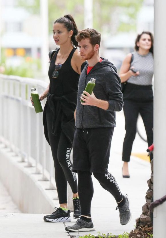 Adriana Lima eski kocasıyla buluştu