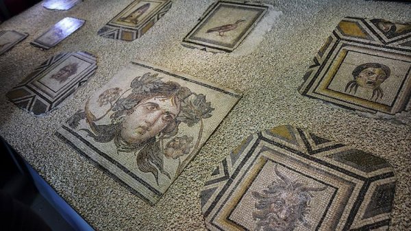 Çingene Kızı'nın 12 parçası ziyarete açıldı