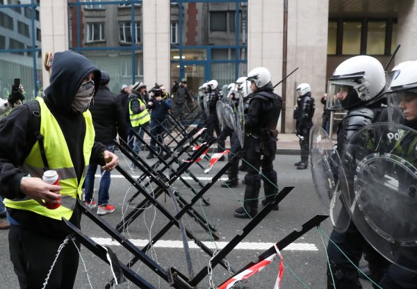 Sarı Yelekliler Brüksel'i karıştırdı
