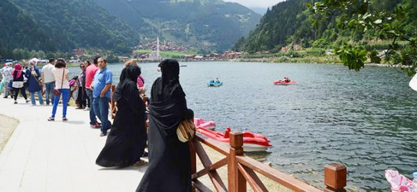 Orta Doğu Trabzon'a akın etti