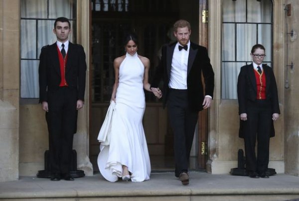 Meghan sarayı karıştırmaya devam ediyor