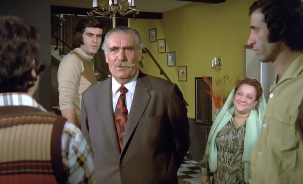 Usta oyuncu Hulusi Kentmen anılacak