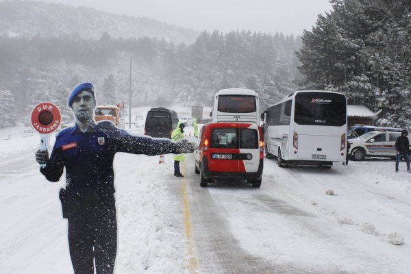 i Uludağ’da kar sevinci zincire takıldı