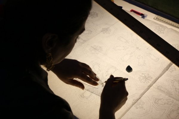 a Diyarbakır'ın figürleri modaya ilham oldu