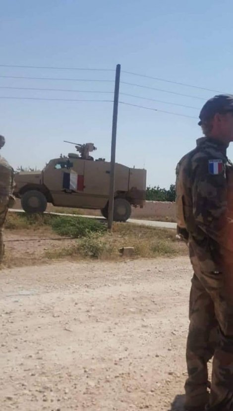 Fransız askeri Münbiç'te görüntülendi