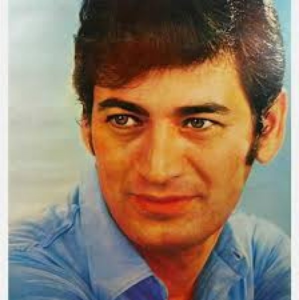 Adnan Şenses kimdir - biyografisi 