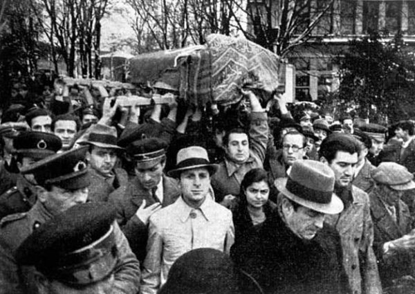 Mehmet Akif Ersoy kimdir - biyografisi Mehmet Akif Ersoy kimdir - biyografisi