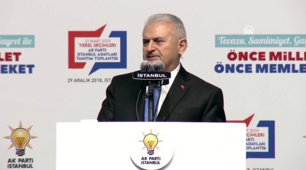 Binali Yıldırım adaylığı açıklanınca duygulandı