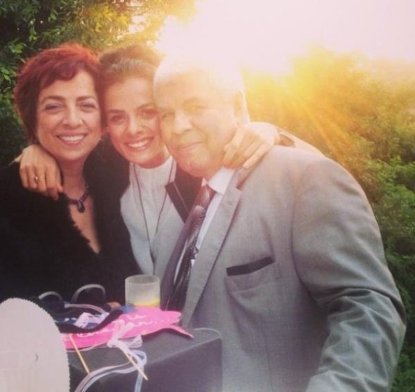 Vefalı evlat Özge Özpirinçci