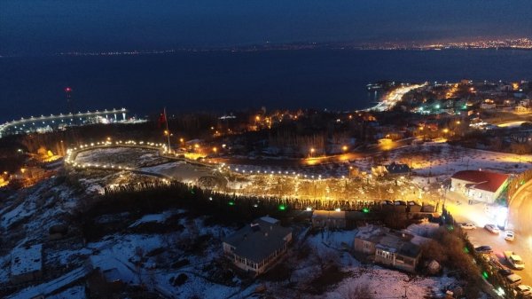 Van Kız Kalesi, ziyaretçilerini bekliyor