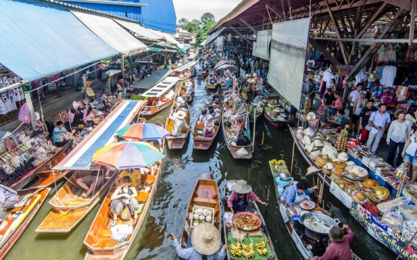 Güneydoğu Asya’nın yüzen pazarları: Floating markets