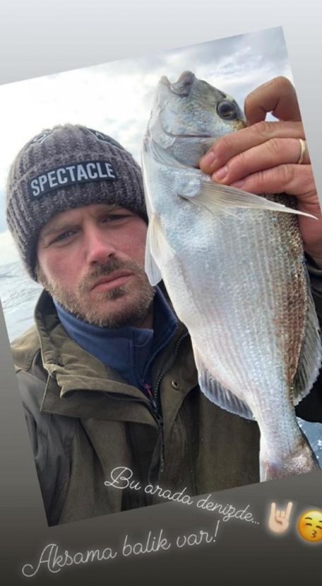 Kıvanç Tatlıtuğ eve balık tuttu