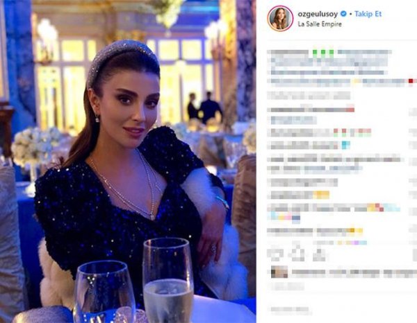 Özge Ulusoy yeni yıla yalnız girmedi