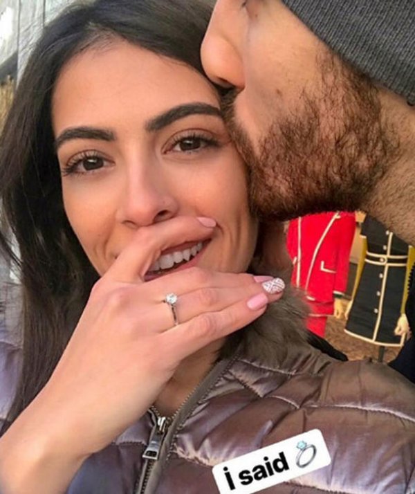 Survivor Ezgi nişanlandı