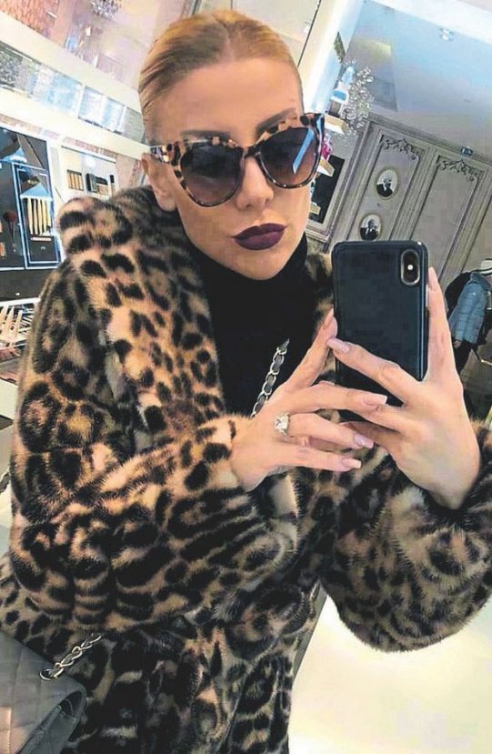 Gülşah Saraçoğlu: Kürksüz üşüyorum