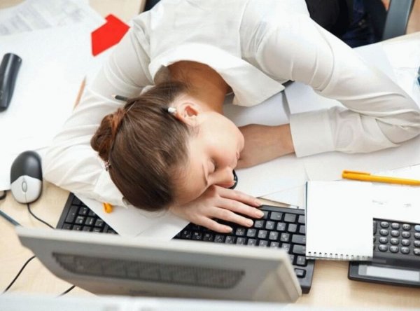 Japonya’da çalışanlar bir süre uyuyacak