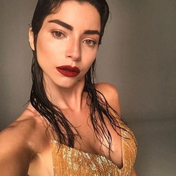 Merve Boluğur eskiye döndü