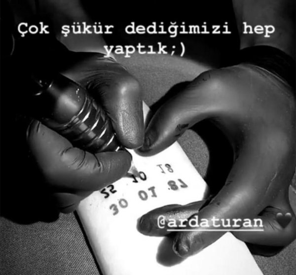 Aslıhan Doğan'ın yeni dövmeleri