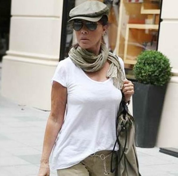 Nebahat Çehre: Takılarım çalındı