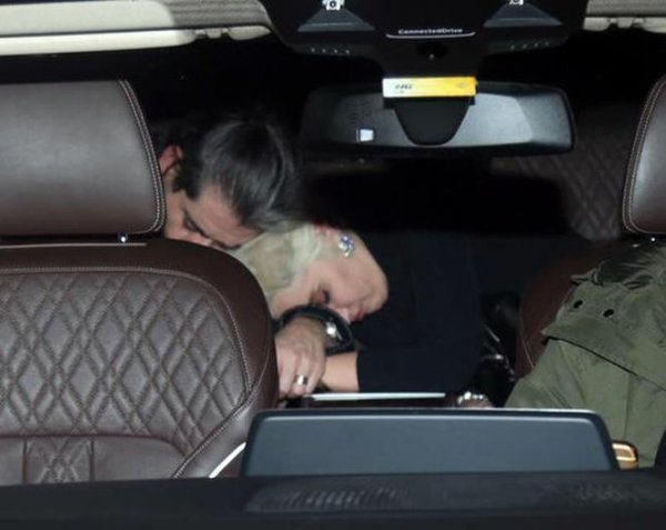 Sıla'nın yeni aşkı Hazer Amani