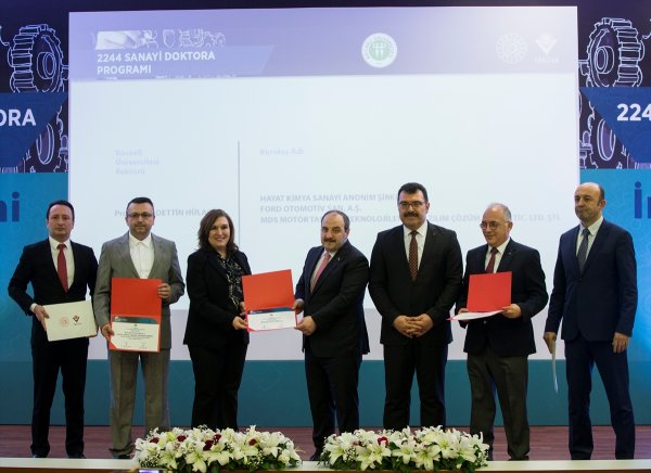 a Bakan Varank Sanayi Doktora Programı'nda