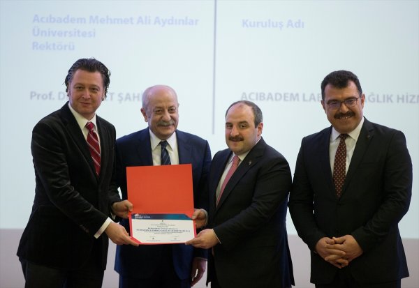 a Bakan Varank Sanayi Doktora Programı'nda